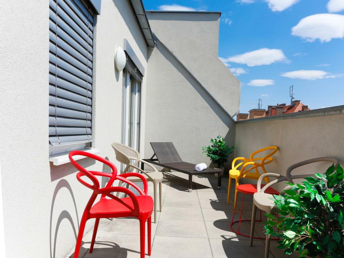 Sky9 Penthouse Apartments Wien Exteriör bild